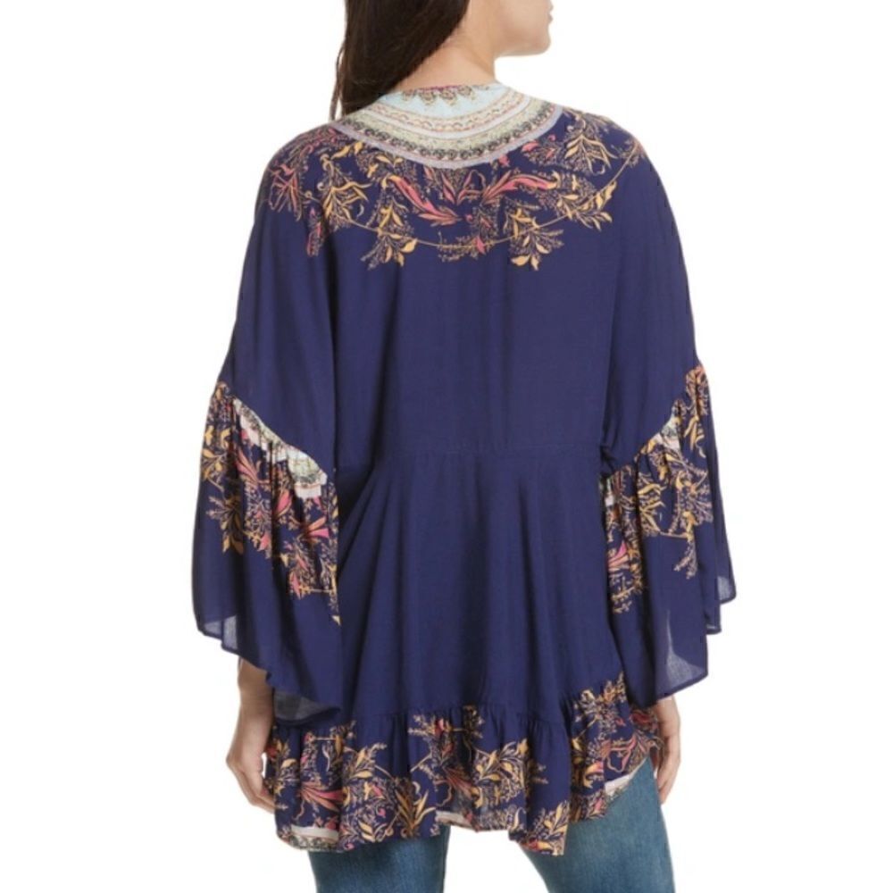 FREE PEOPLE The Sunset Dreams Ruffle Top in Blue Size Medium - Picture 3 of 15